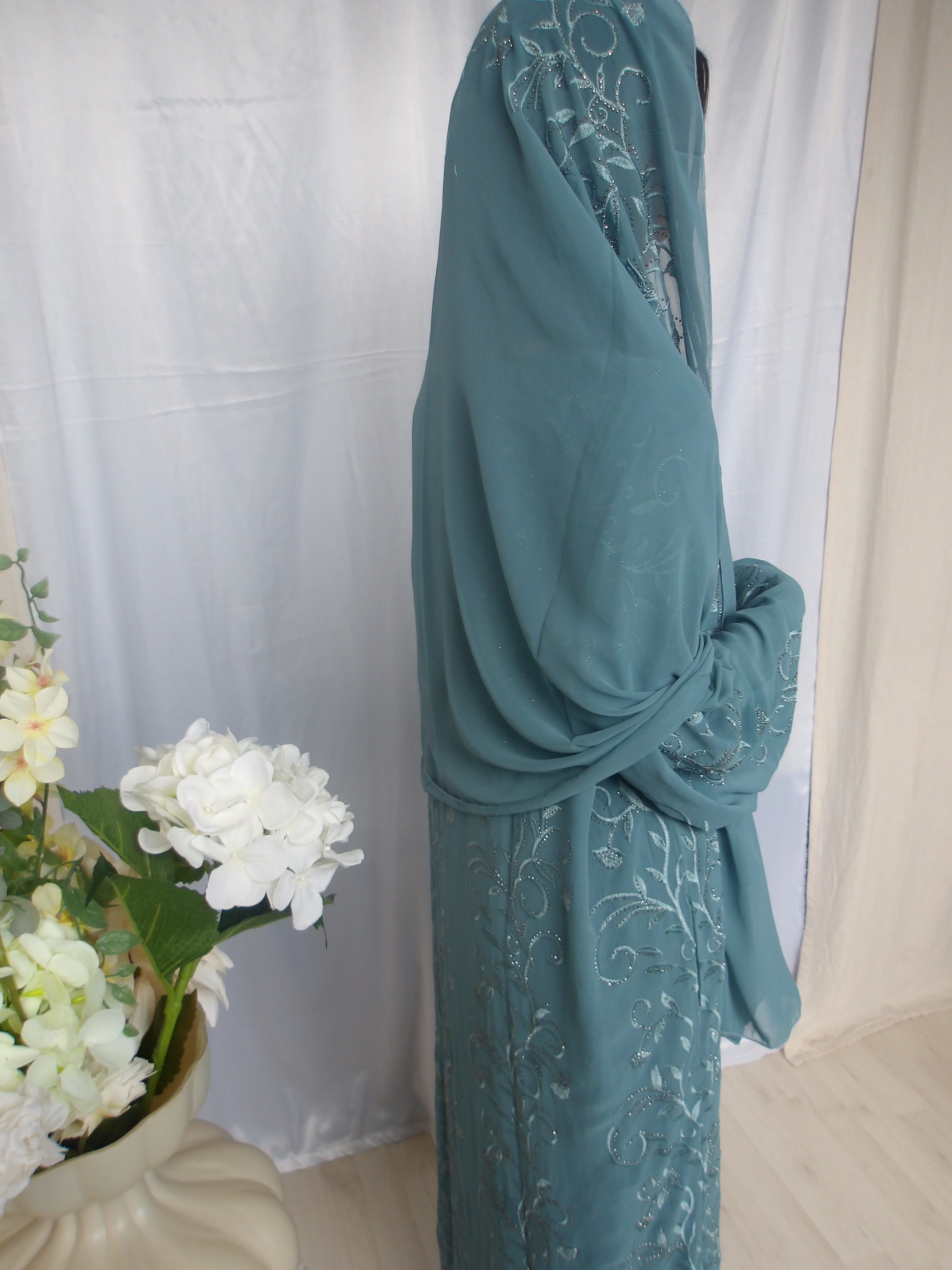 Khadija Embellished Abaya – Teal