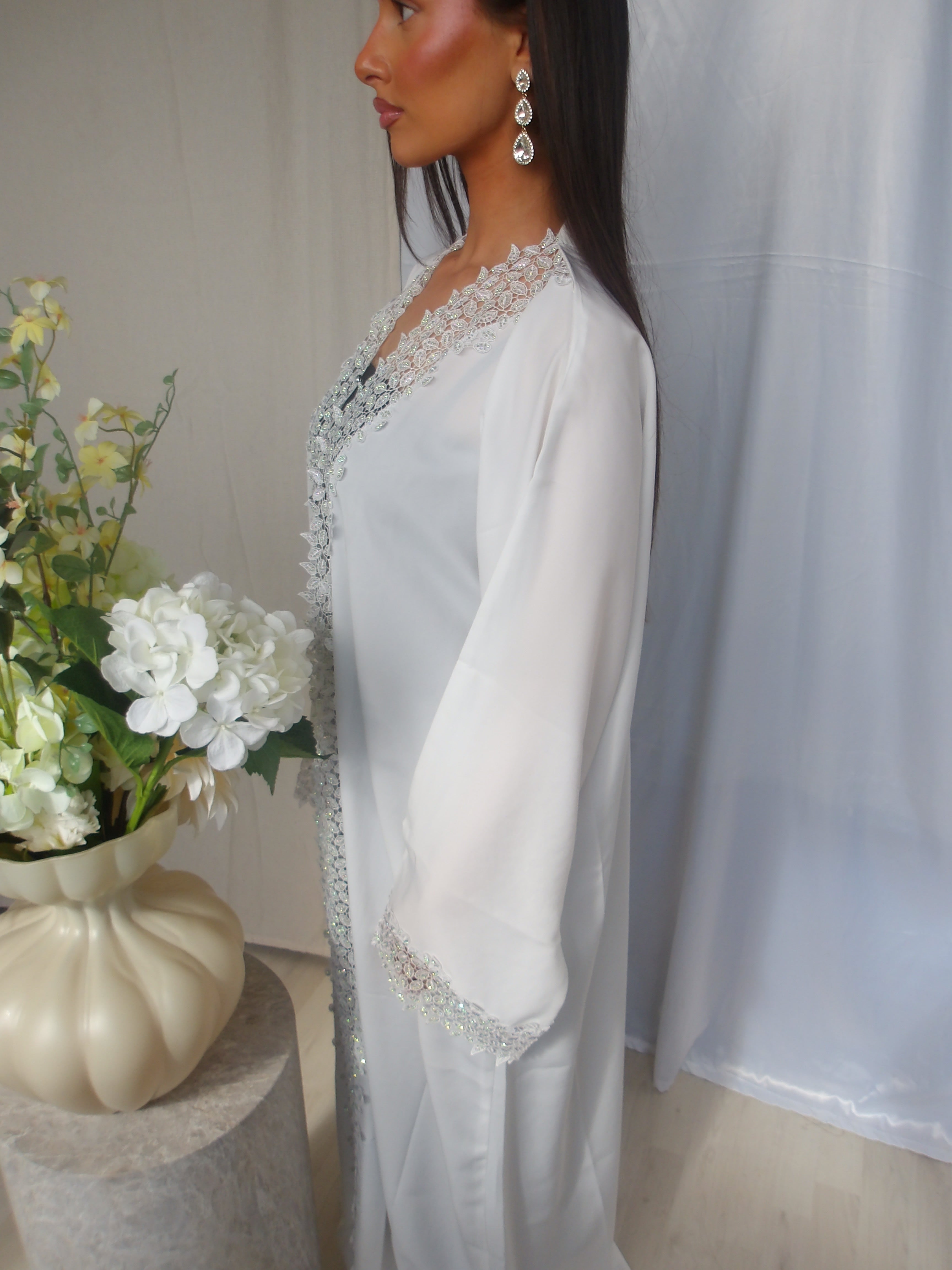 Noor Abaya
