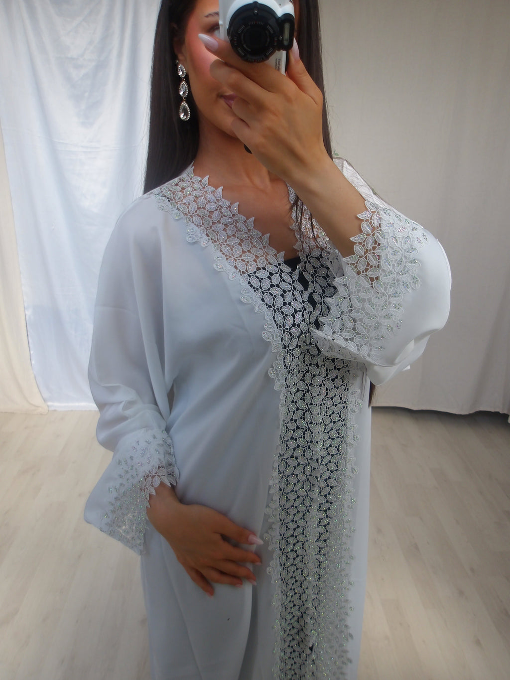 Noor Abaya