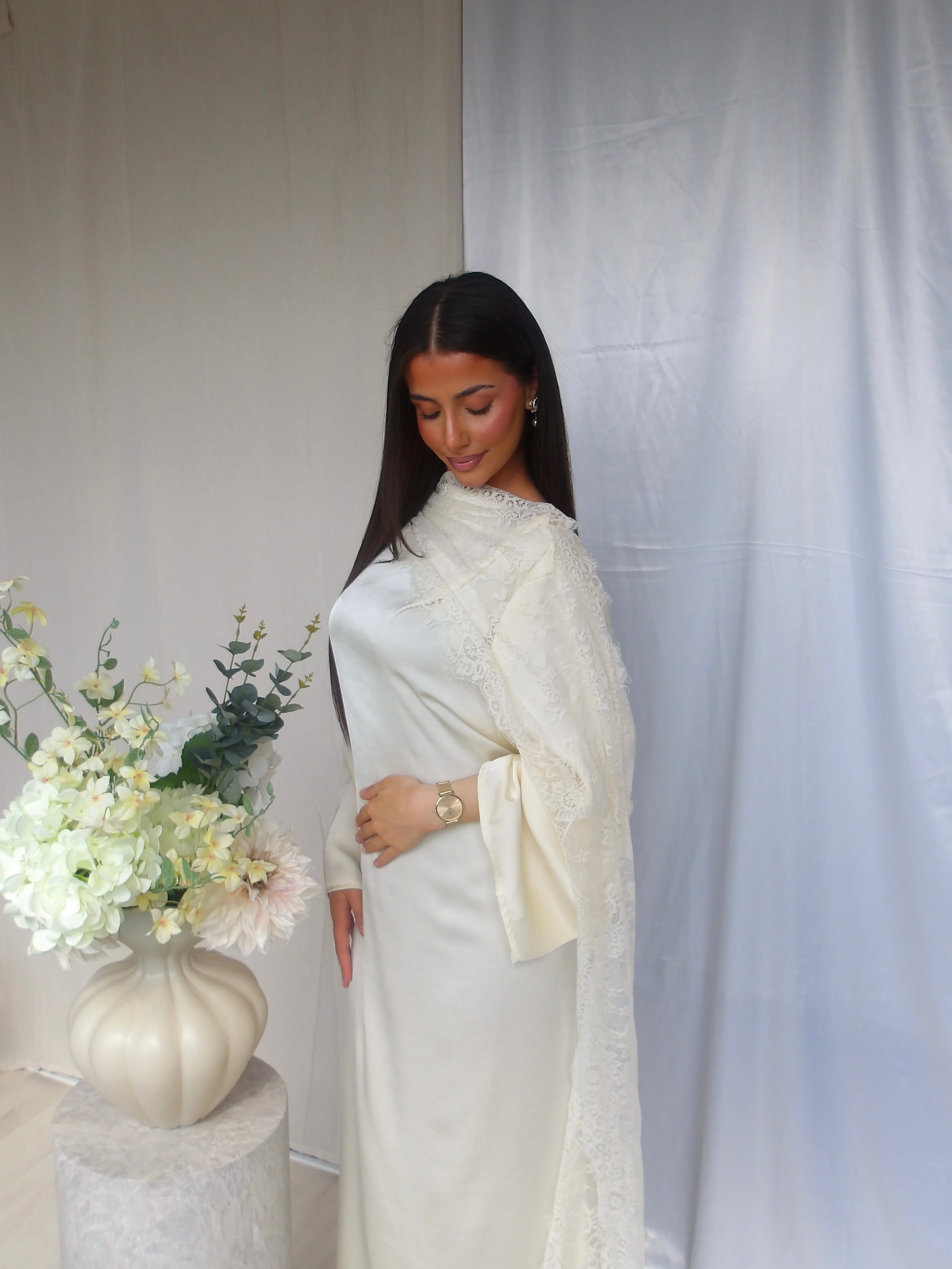Nada Lace Dress – Ivory