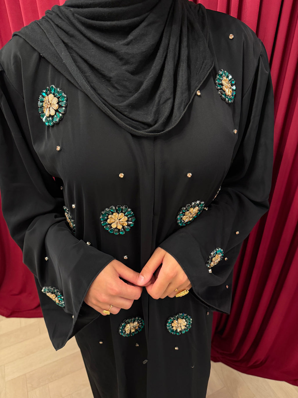Emerald Crystal Abaya