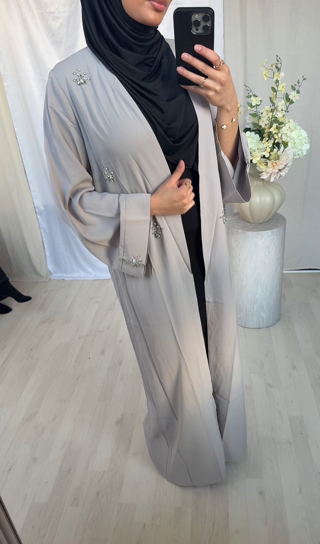 Nashad Crystal Abaya – Grey