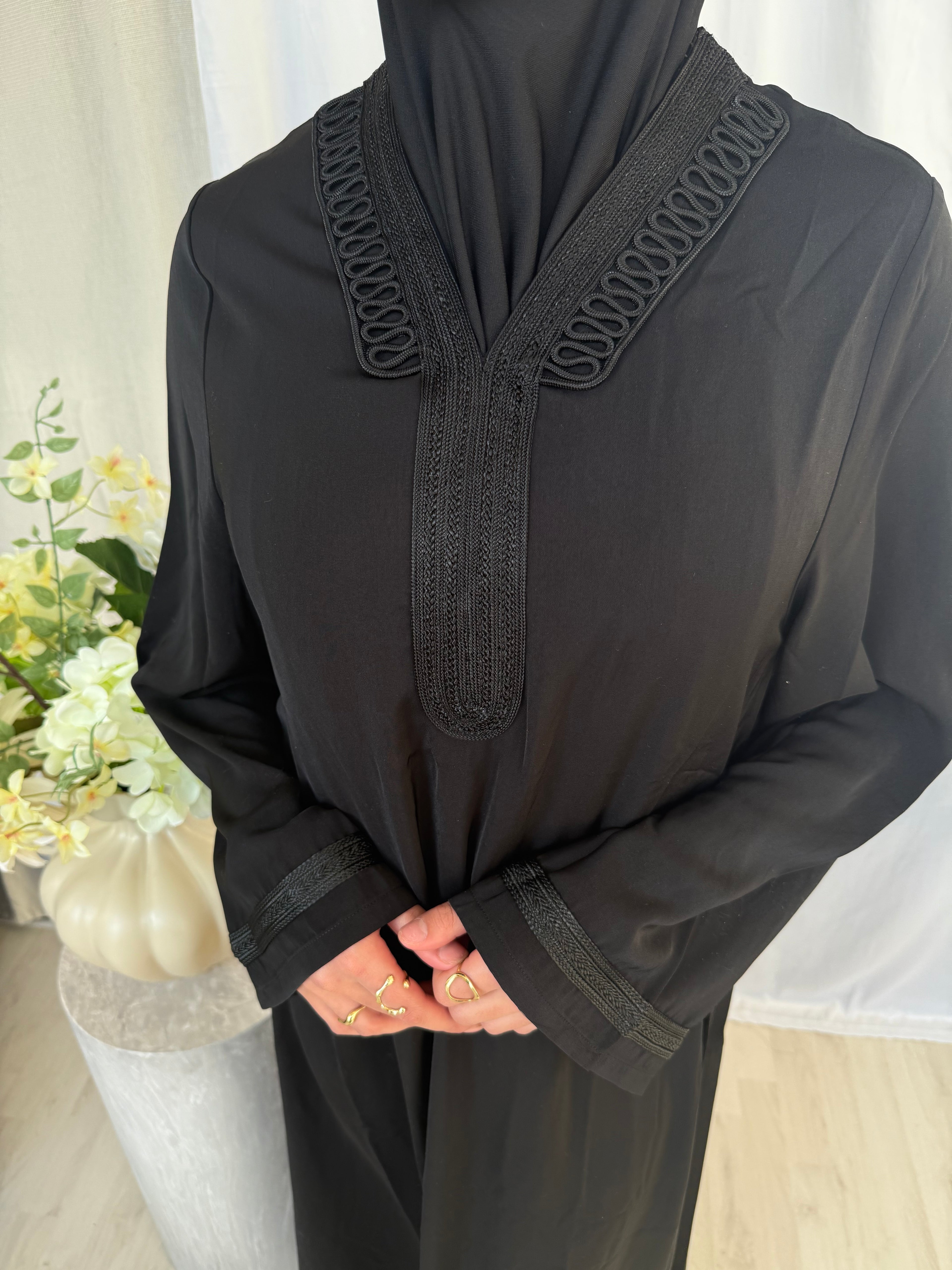 Amaya Flow Abaya – Noir.