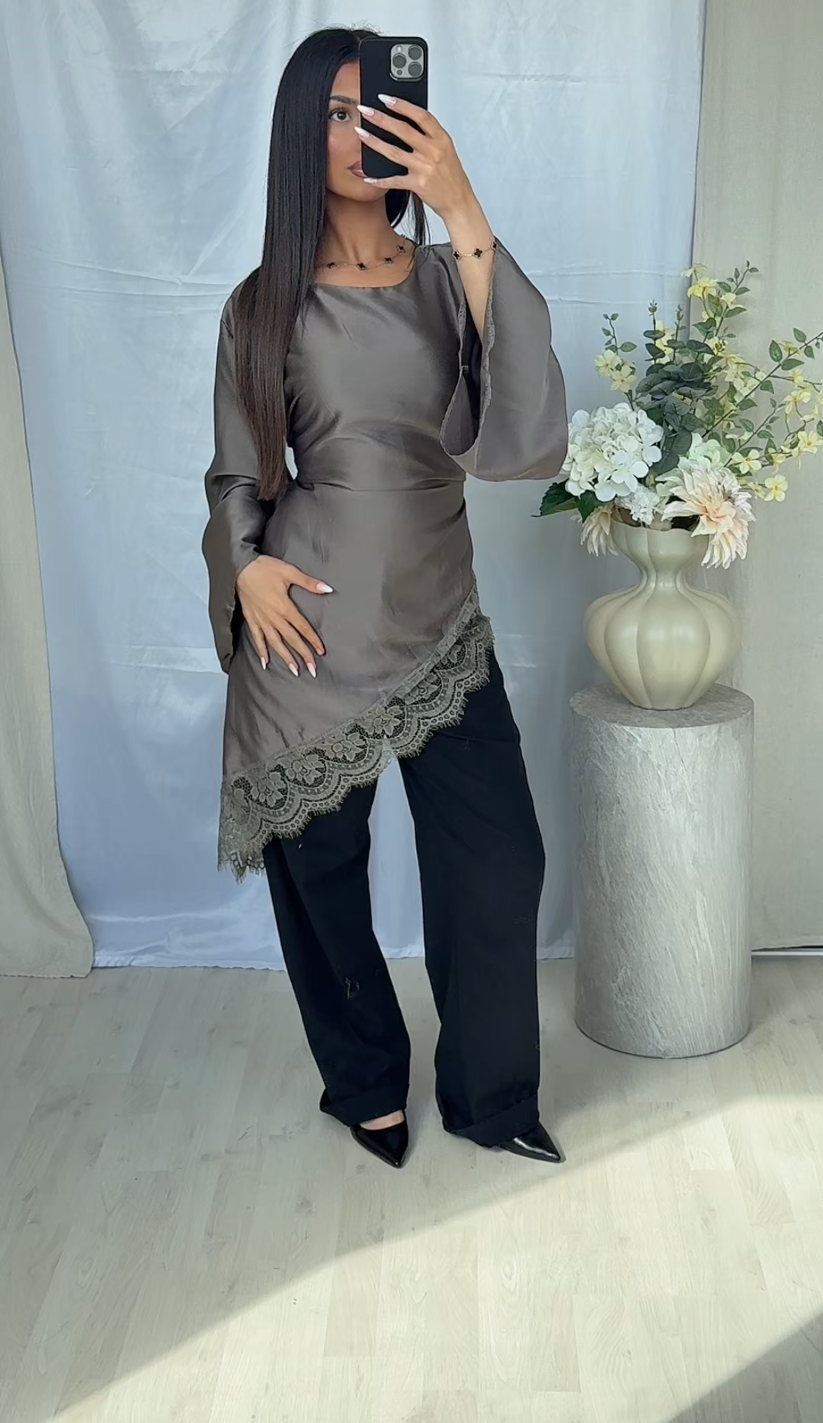 Nadia Lace Top – Taupe