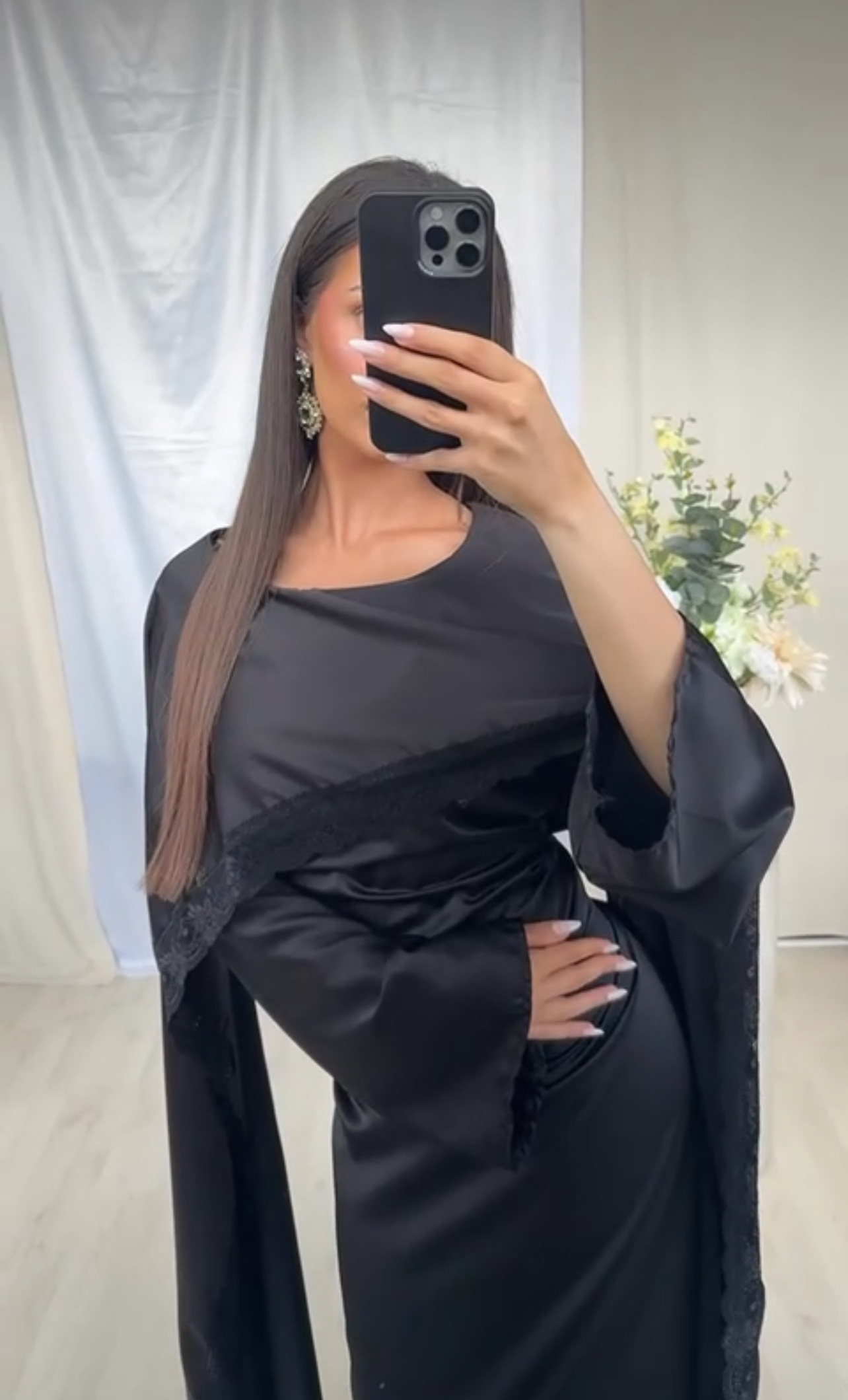 Muna Draped Lace Dress – Noir