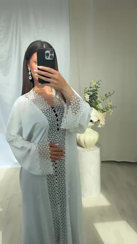 Noor Abaya
